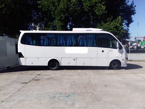 Imagen 5 de 11 de Iveco Daily 70c17 Paso 4350 Scudato 2017 Minibus