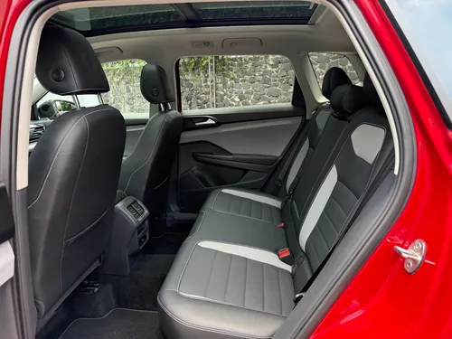 Volkswagen Taos 1.4 Tsi Highline At