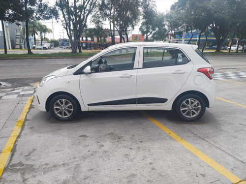 Imagen 2 de 15 de Hyundai Grand I10 Hb Gls 2015 Blanco
