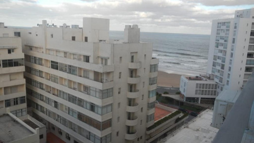 Imagen 2 de 12 de Departamento - Playa Brava