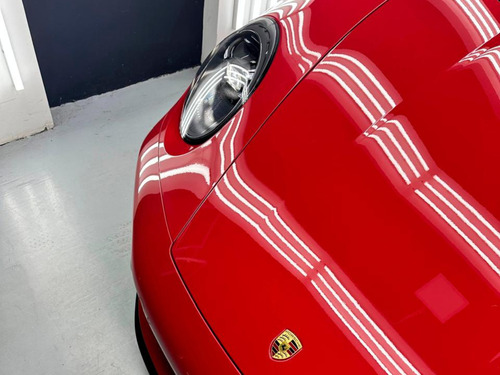 Porsche 911 Carrera 4 Gts 2024 Color Rojo