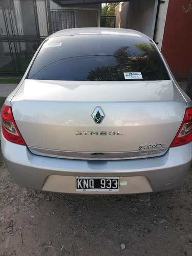 Imagen 6 de 8 de Renault Symbol 2011 1.6 16v Pack