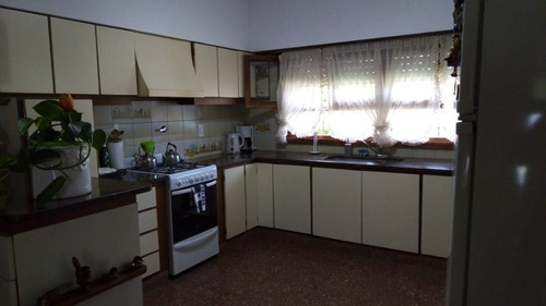 Excelente Chalet 4 Ambientes En Planta Baja