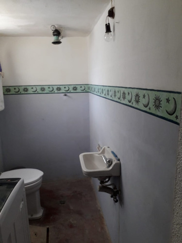Imagen 10 de 14 de Venta Casa 4 Dormitorios 2 Baños Parrillero Las Toscas Sur