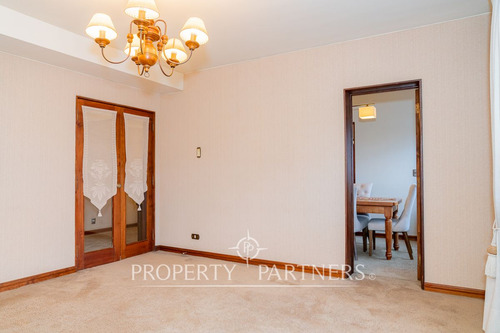 Elegante Duplex Con Hermosa Vista Al Estrecho Amob...
