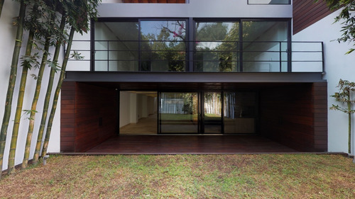 Imagen 9 de 15 de Casa Residencial De Elegante Diseño