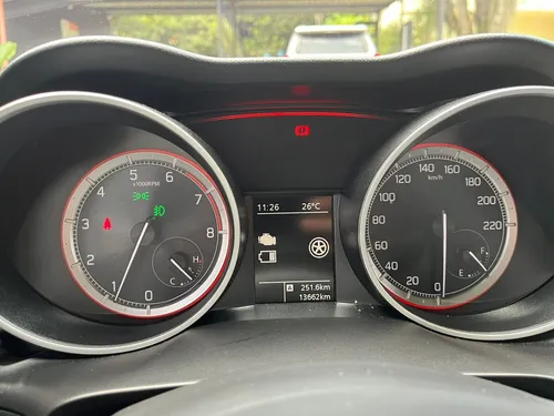 Suzuki Swift 1.2 Hybrid 2Wd