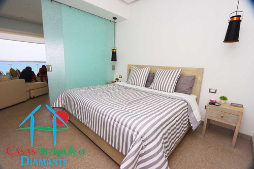 Imagen 28 de 30 de Cad Ocean Front 803. Terraza Con Vista Frontal Al Mar