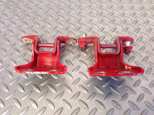 Par Bisagras Puerta Trasera Derecha Chevrolet Aveo 12-16 Oem
