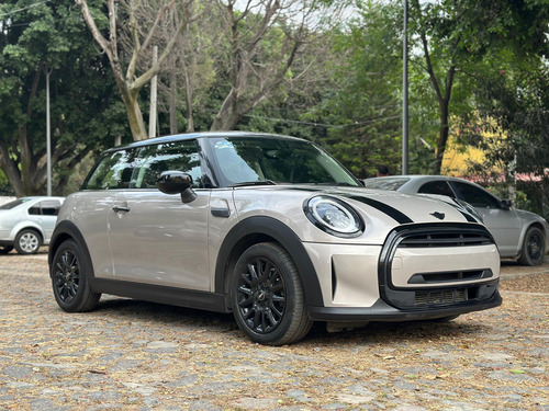 Mini Cooper Classic 2022