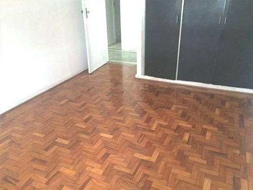 Imagem 4 de 18 de 06 Salas Comercial Amplas Com +/- 100 M? Otima Localidade Proxima Ao Centro De Sao Vicente Ao Lado Do Bombeiros Venha Conferir. - Hm1851