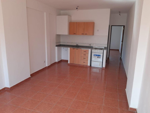 Imagen 6 de 10 de Venta. Departamento 2 Ambientes Con Cochera - Jose C. Paz