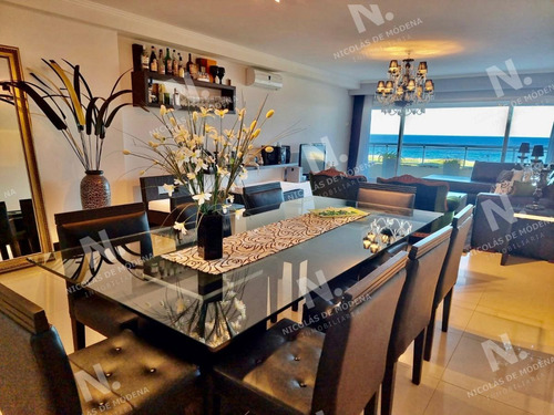 Imagen 8 de 22 de Apartamento En Torre Lobos Frente A Playa Brava, 3 Suites Y Servicio - Punta Del Este Brava