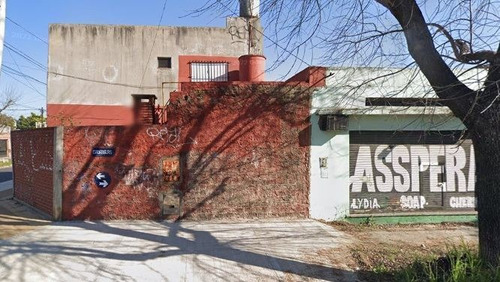 Imagen 3 de 14 de Casa Para 2 Familias En Venta En Gerli Este