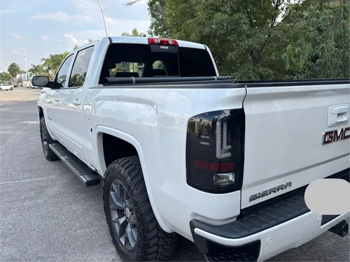 Impecable Gmc Sierra Stl 2016