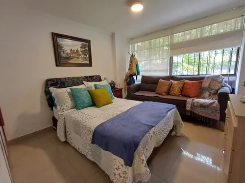 Apartamento En Venta En El Poblado. Cod V12295