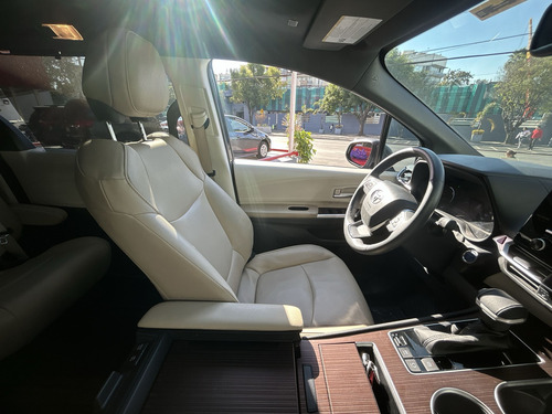 Toyota Sienna XLE PIEL