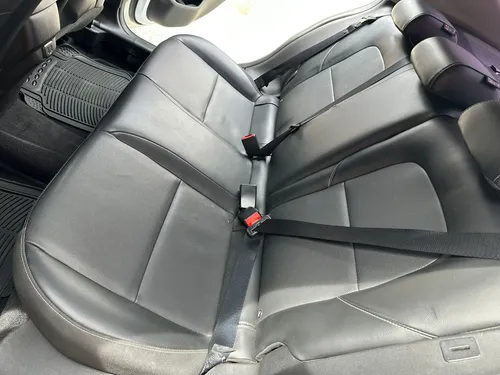 Chevrolet Onix 1.0T Premier Sedan At