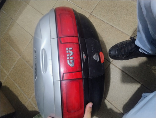 F800r Amarela