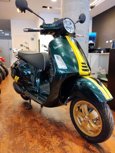 Imagen 3 de 16 de Vespa Gts 300 Racing Sixties Entrega Inmediata!!!!