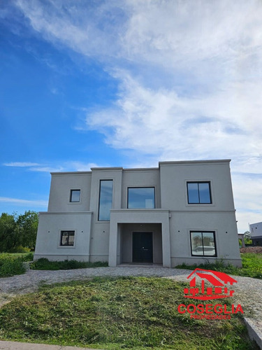 Casa  En Venta En Chateau Pilar, Pilar, G.b.a. Zona Norte