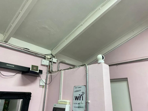 Estupenda Casa Habilitada Como Local Comercial