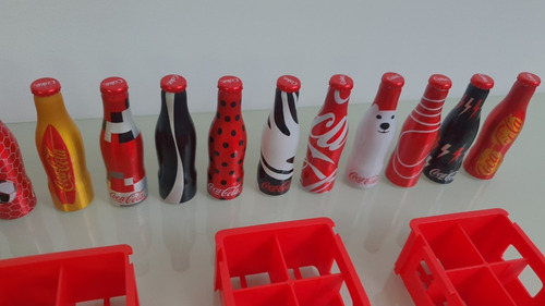 Coleção Completa Com 15 Garrafa Miniatura Coca Cola + Caixas