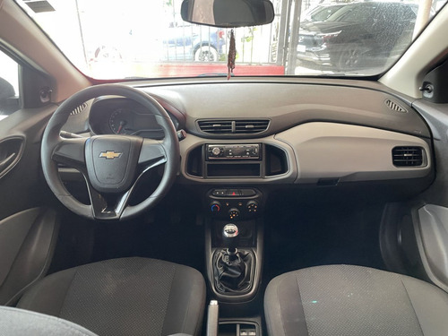Chevrolet Onix ONIX HATCH Joy 1.0 8V Flex 5p Mec.