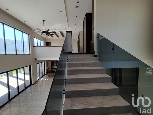 Venta Casa 4 Ambientes Misión De Los Lagos