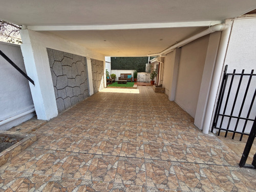Hermosa Casa Totalmente Remodelada Como Nueva Centro Belloto