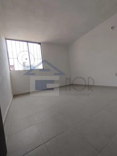 501.vr.6. Casa En Excelente Ubicaccion A Unas Calles De Plaza Las Antenas, Cuenta Con 2 Recamaras, 1 Baño, Cajon De Estacionamiento.