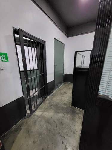 Imagen 12 de 26 de Se Vende Galpon, Av Los Aviadores, Barrio San Luis 04144583299