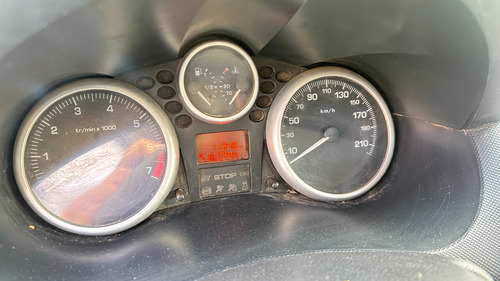 Peugeot Hoggar 1.4 X-line Flex 2p