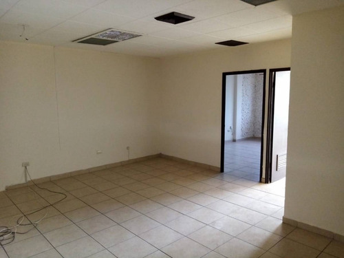 Imagen 14 de 21 de Se Renta Local Comercial En Col. Centro.