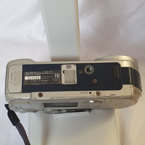 Camara Sony Cyber Shot Dsc-p71 Funcional Gris (Usado)