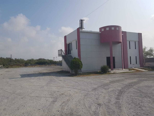 Imagen 1 de 10 de Terreno Comercial Industrial En La Cruz Garcia