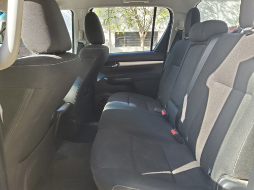 Toyota Hilux 2.8 Cd Sr 177cv 4x4 2018