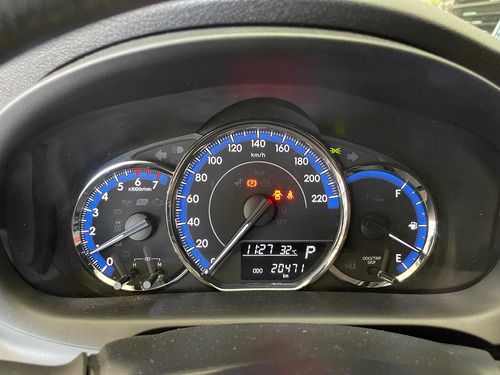 Imagem 9 de 11 de Toyota