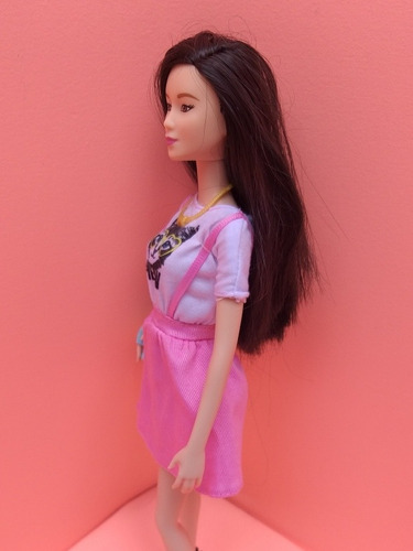 Barbie Fashionistas Kitty Dress, #meow Asiática, Lea 90 Arco (Usado)