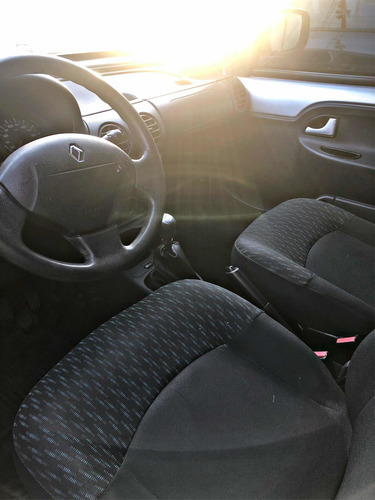 Imagen 2 de 7 de Renault Kangoo 2016 1.6 Ph3 Authentique Plus Lc
