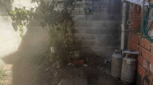 Imagen 19 de 30 de Venta Casa 2 Niveles, Urb Simón Bolívar, El Macaro Turmero Edo Aragua