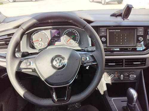 Volkswagen Virtus Comfortline Motor 1.6 110cv At Tiptronic
