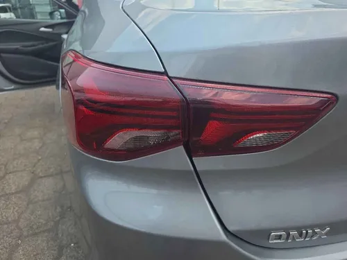 Chevrolet Onix 1.0t Ls At