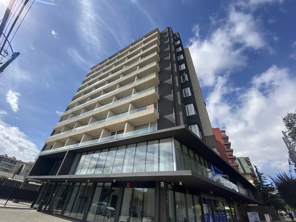 Imagen 1 de 16 de Departamento Semi Amoblado En Venta Hochstetter Edificio Dos