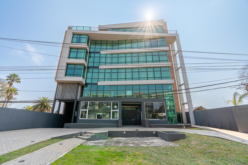 Venta Hotel En Fisherton A Estrenar