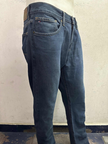 Pantalón De Jean Tommy Hilfiger Relaxed Talle 32x30 (Usado)