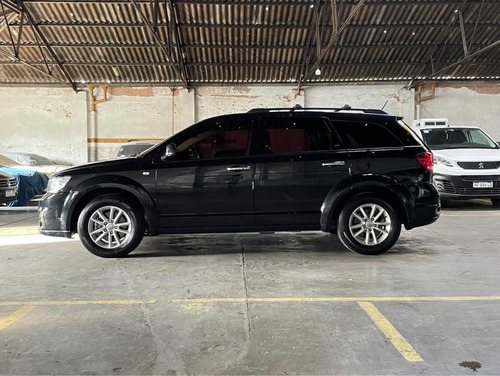 Imagen 9 de 25 de Dodge Journey Sxt 170cv Atx4 (techo, Dvd)