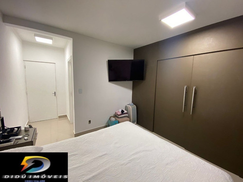 Imagem 5 de 11 de Olha Que Achado No Jardim Las Vegas!! Para Quem Busca Um Sobrado Grande E Com 4 Dormitórios, 2 Suítes, 4 Vagas, E Ainda Estuda Permuta. - 0101030 - 70739915