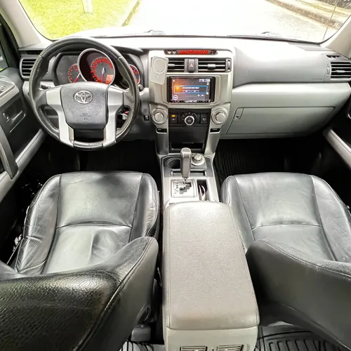 Toyota 4Runner 4.0 Sr5