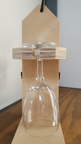Imagen 9 de 10 de Porta Vino Y Copas En Madera Y Hierro